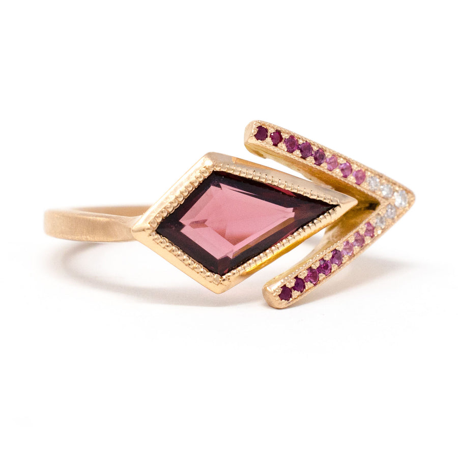 Blockette Chevron Garnet Ring