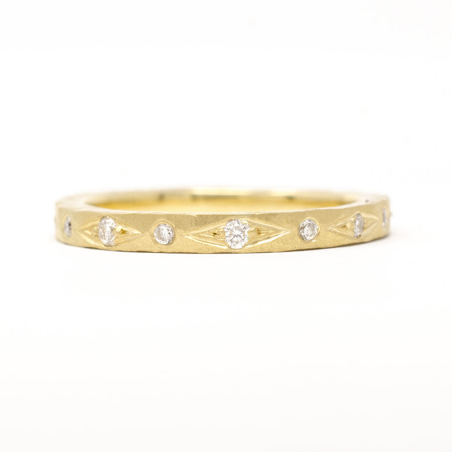 All Knowing Diamond Band