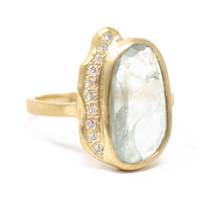 The Flow Aquamarine Ring