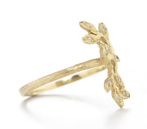 Relic Vine Line Ring