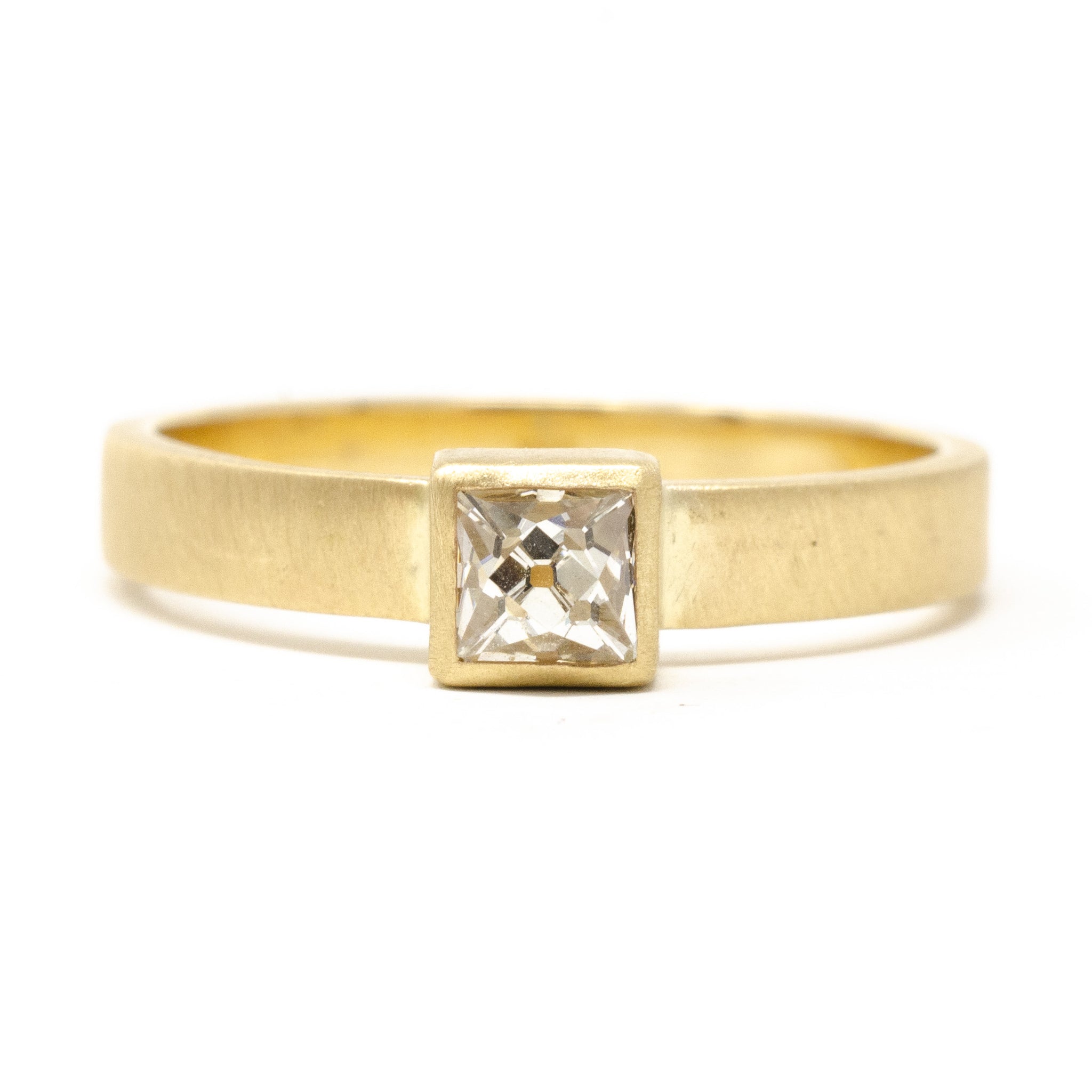 Solitaire Diamond Ring Sketch - SK1049 – JEWELLERY GRAPHICS
